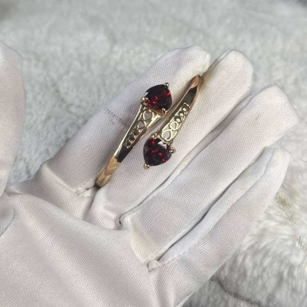 18 K Elegant Gold plated and Red Women's Bracelet